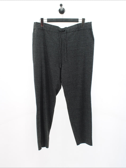 23505e71f7c5a066e60af90c3f4d745a