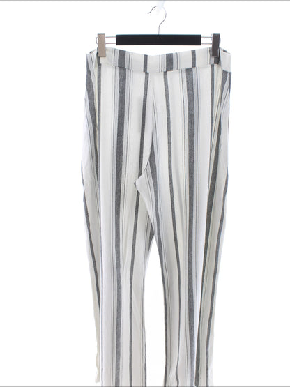 Spodnie Casual Prettylittlething Rozmiar: 44