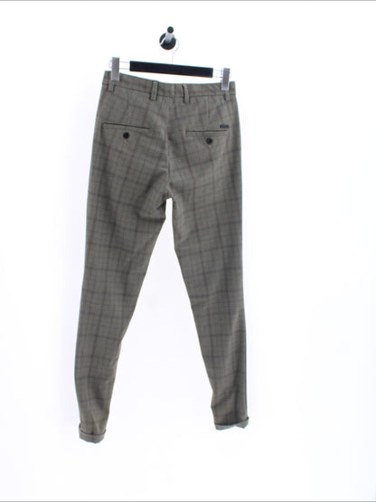 ce0b1b4d1b4e9439ff03203e7cf72155