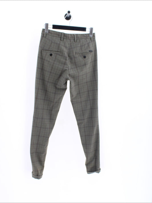 ce0b1b4d1b4e9439ff03203e7cf72155