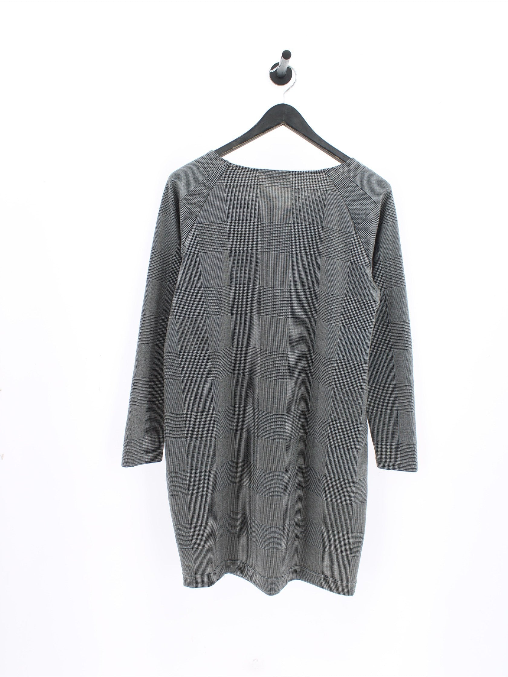 02f592285d5f85f8450eacd18cdc8193