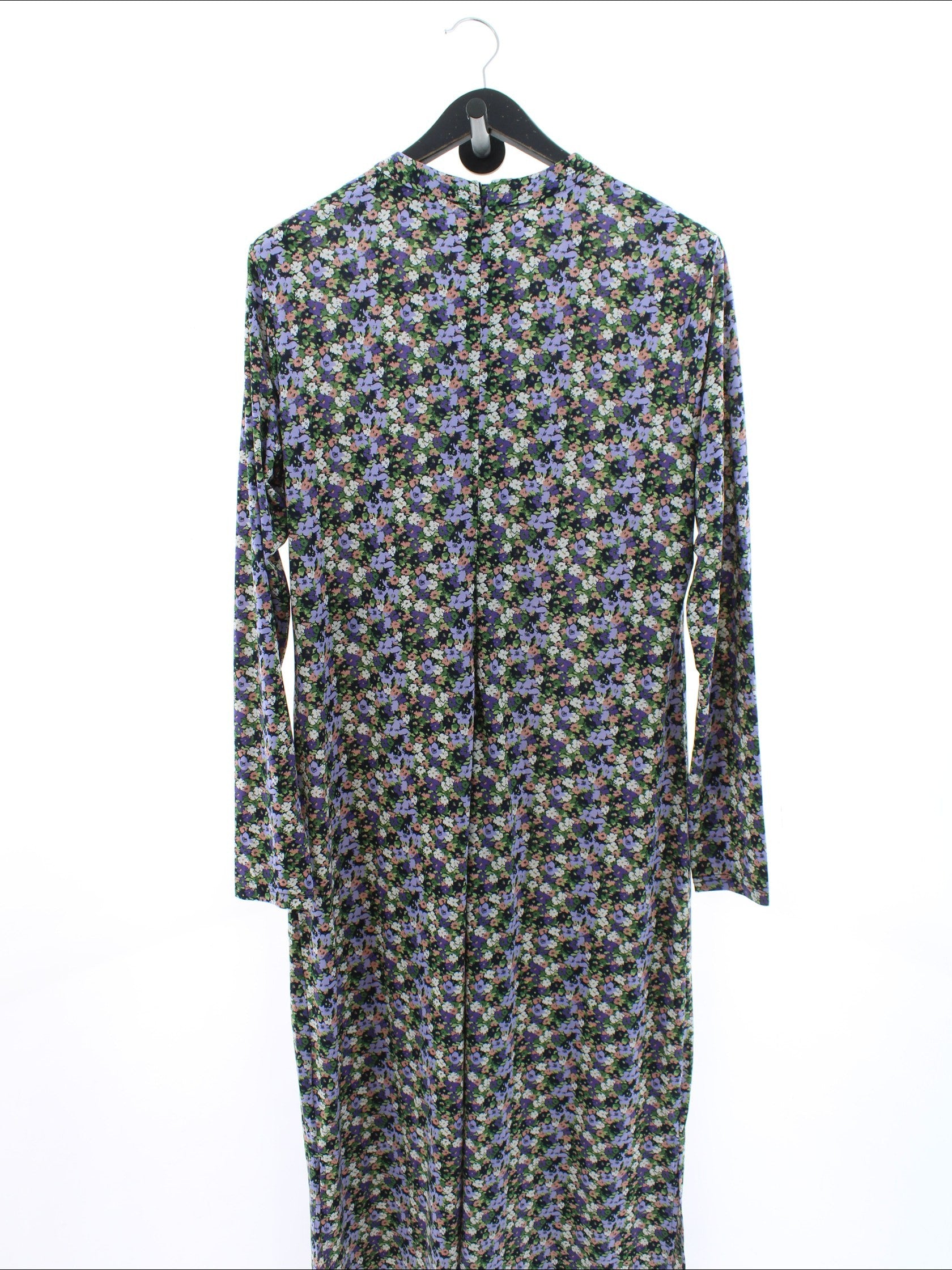 b094cc5bc7a83813b62de3cc9eec9744