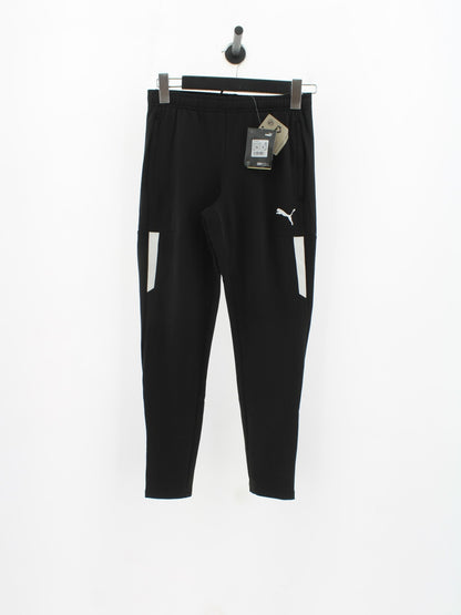 8d4de1e44399740090aff1c8c8f2e7d3