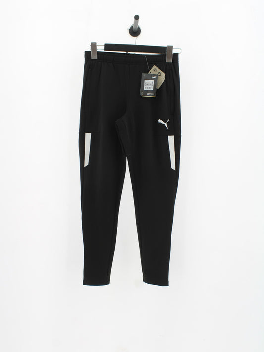 8d4de1e44399740090aff1c8c8f2e7d3