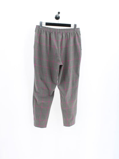 02151b857eb5f831a2d34d24df345752
