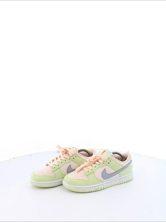 Buty Nike Rozmiar: 38,5