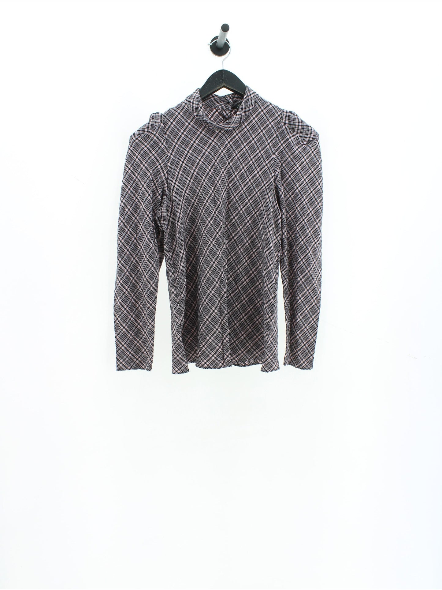 f974da008939e8a151f3a3122355e903