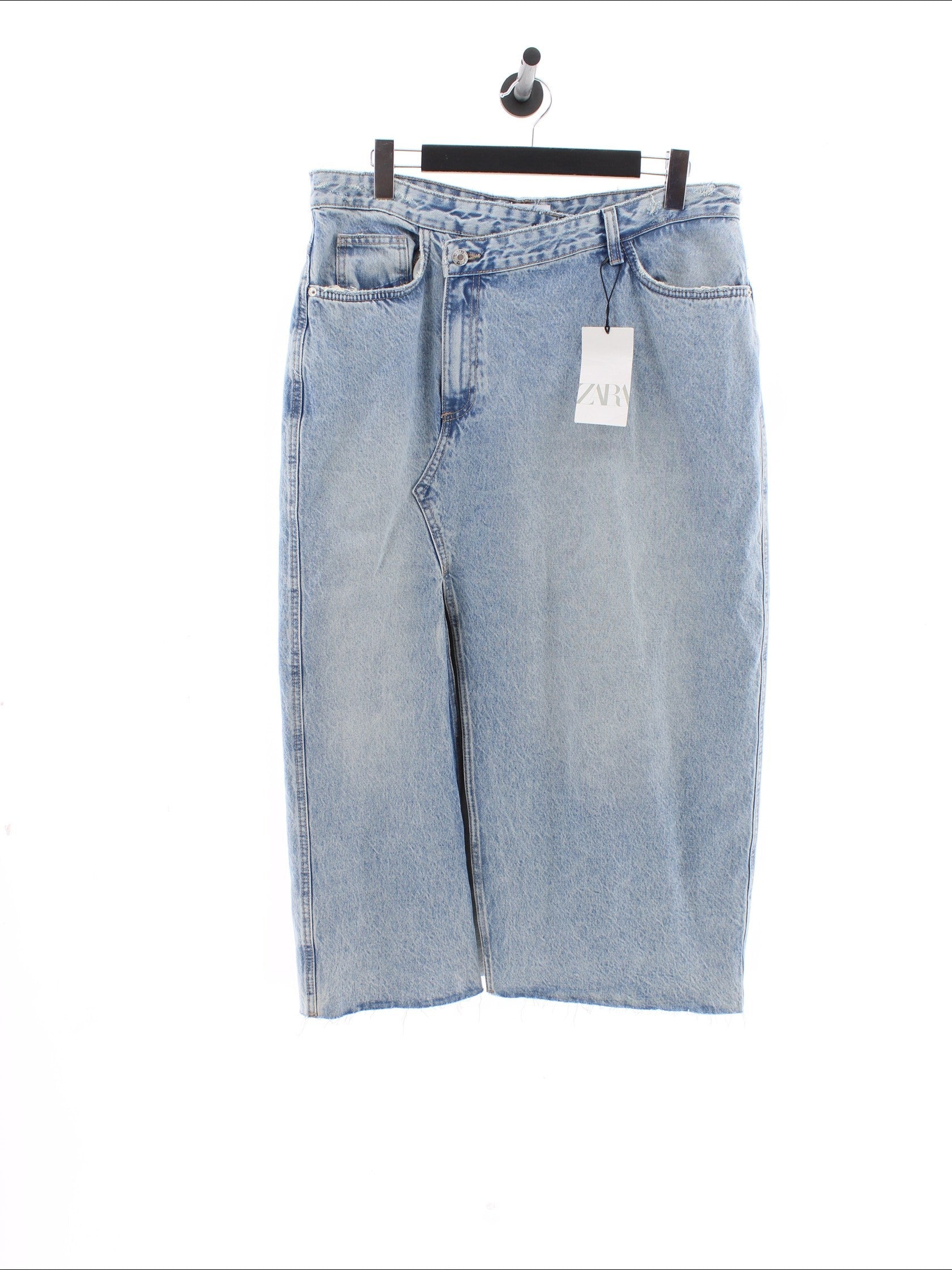 22ff830db6a13bf0b84f0a757e3a7ba8