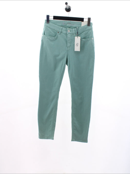 a1eb1cc040aa3e957eb94af31e5b29d5